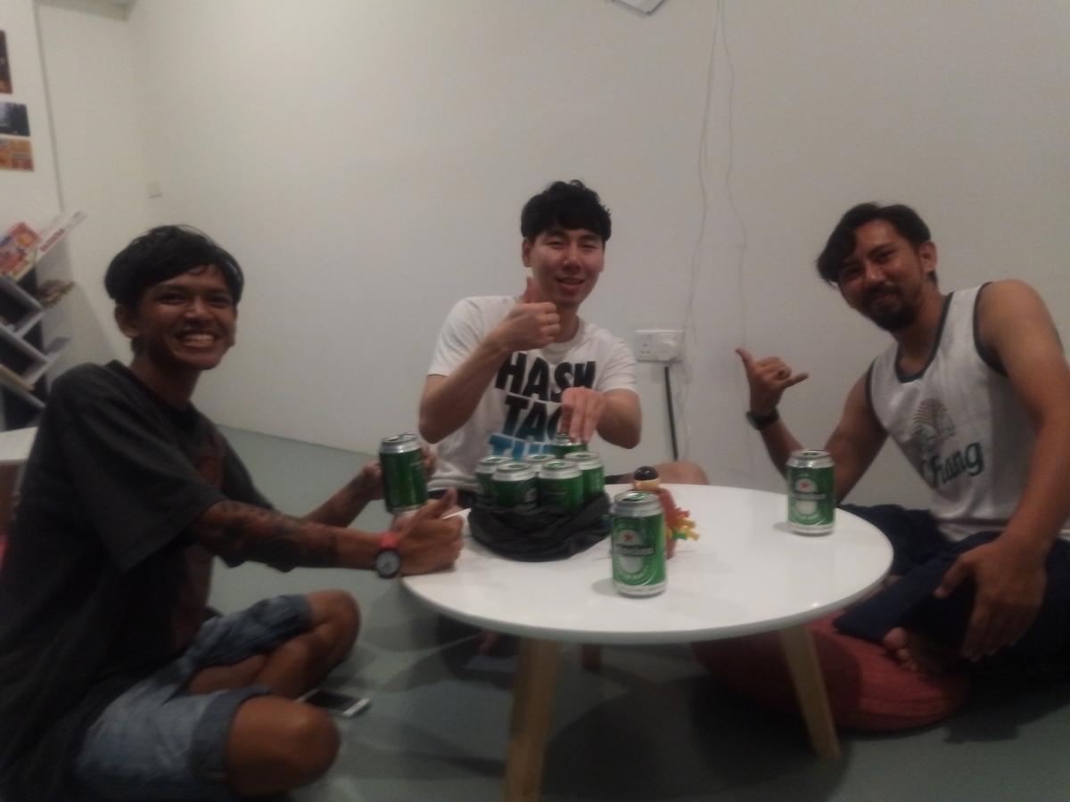 Space Cap Hotel Kota Kinabalu Room photo